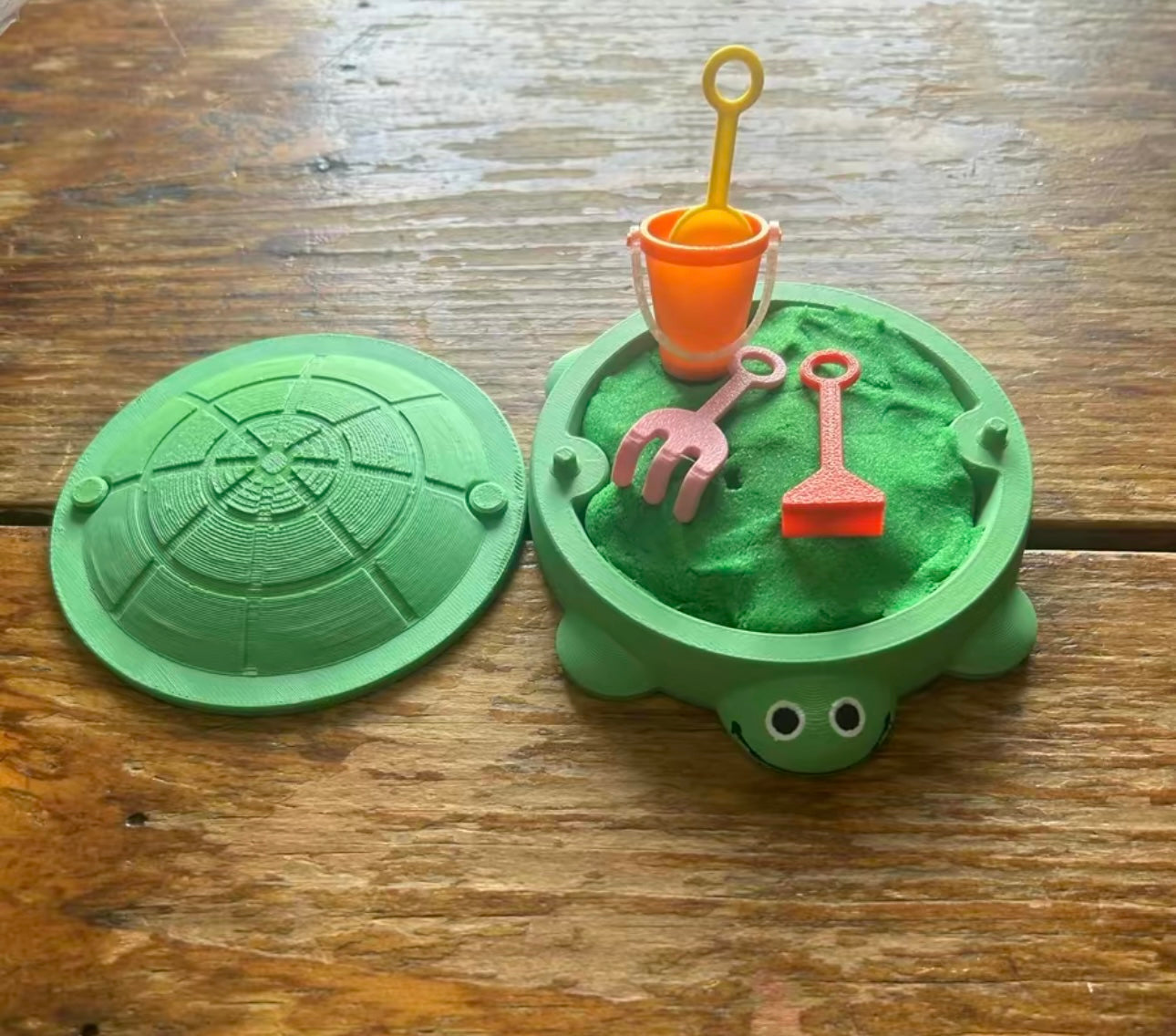 Turtle Sandbox with Lid, Tools and Sand