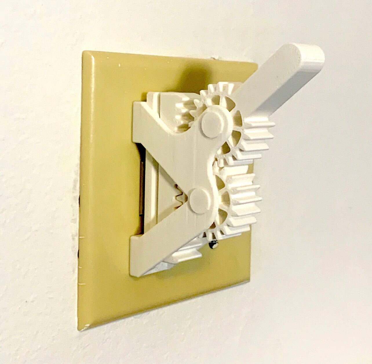 Gear Light Switch